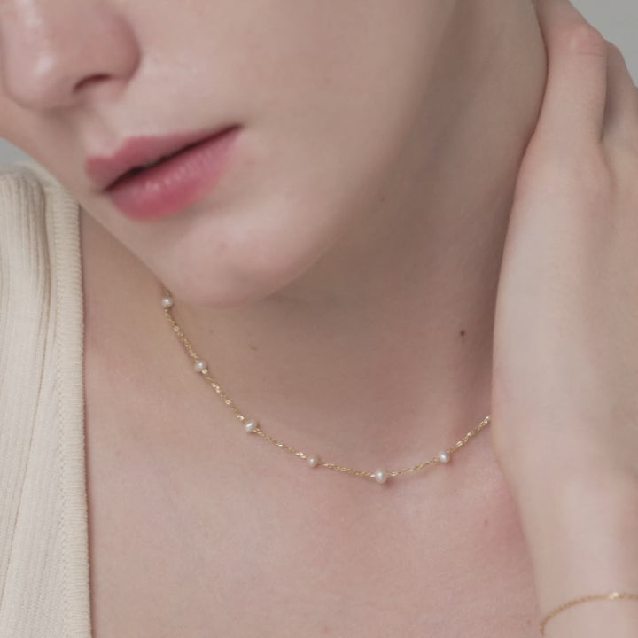 Juny Breeze Blanche Necklace
