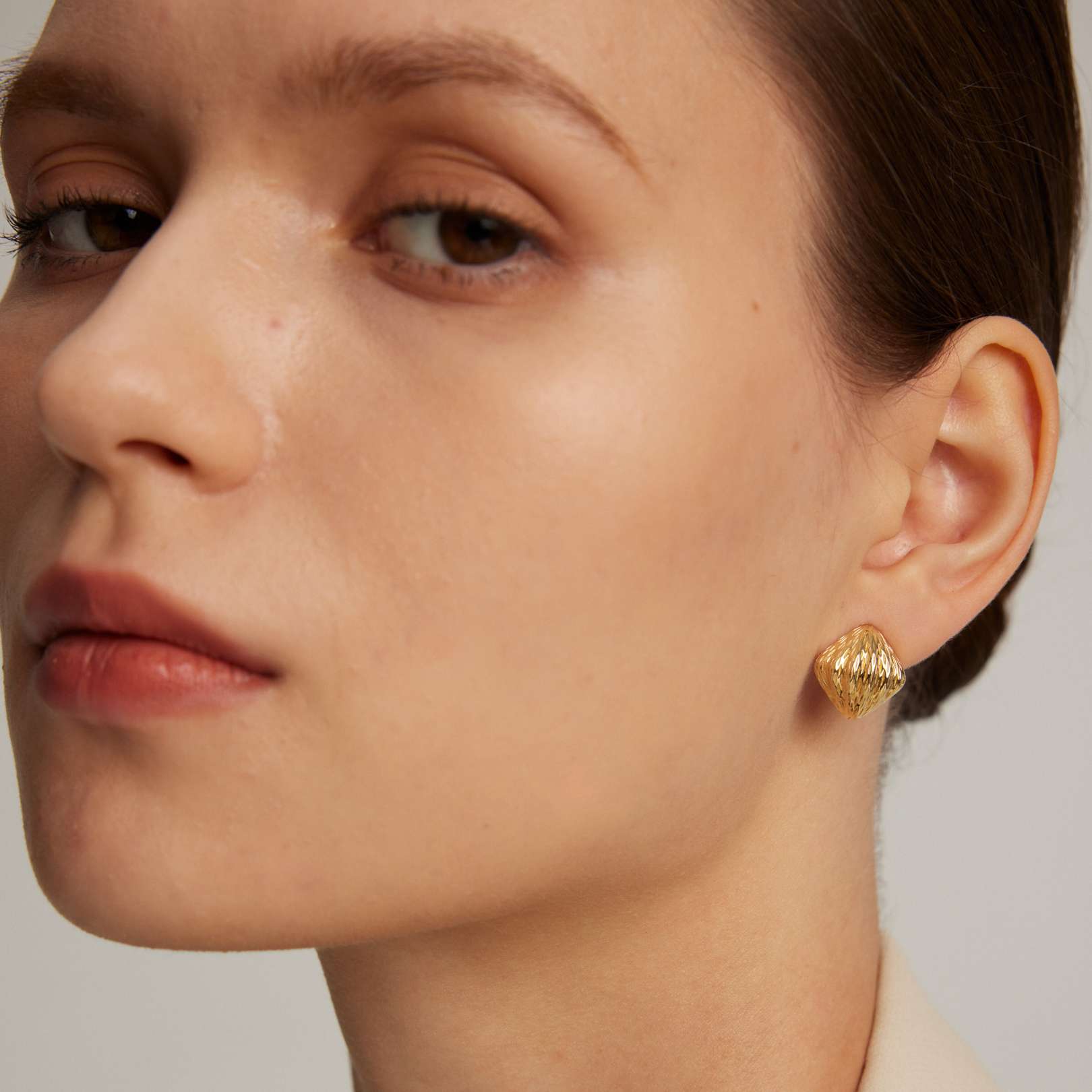 Claire Earrings